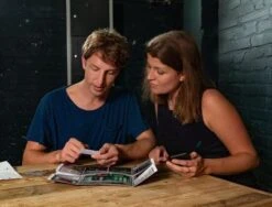 Escape Room The Game - 2 Spelers Editie -Spel Speelgoed Winkel escape room 2 spelers web